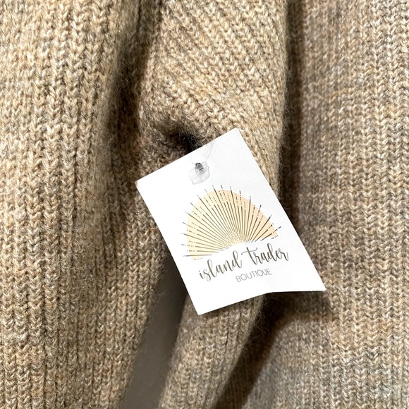 NWT Y2K  MABLE Boho knit midi sweater dress with cut out at lower back.Size L. - Picture 5 of 13